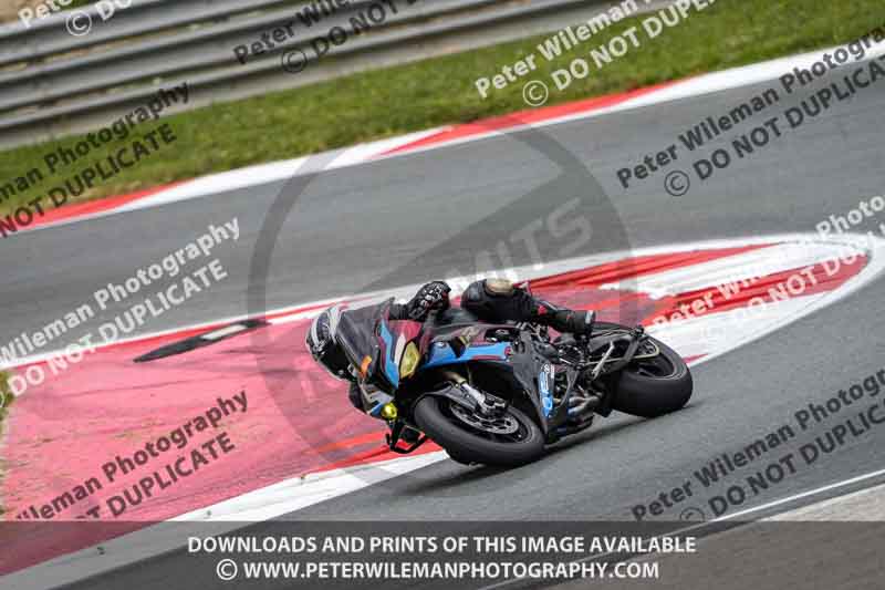 cadwell no limits trackday;cadwell park;cadwell park photographs;cadwell trackday photographs;enduro digital images;event digital images;eventdigitalimages;navarra;no limits trackdays;peter wileman photography;racing digital images;trackday digital images;trackday photos